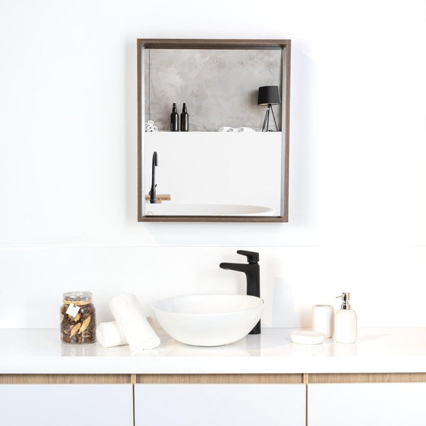 Espejo Rectangular Parma, con marco en madera