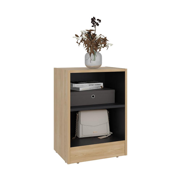 Mesa de Noche Cley, Fresno Europeo y Wengue, con compartimento para ubicar objetos